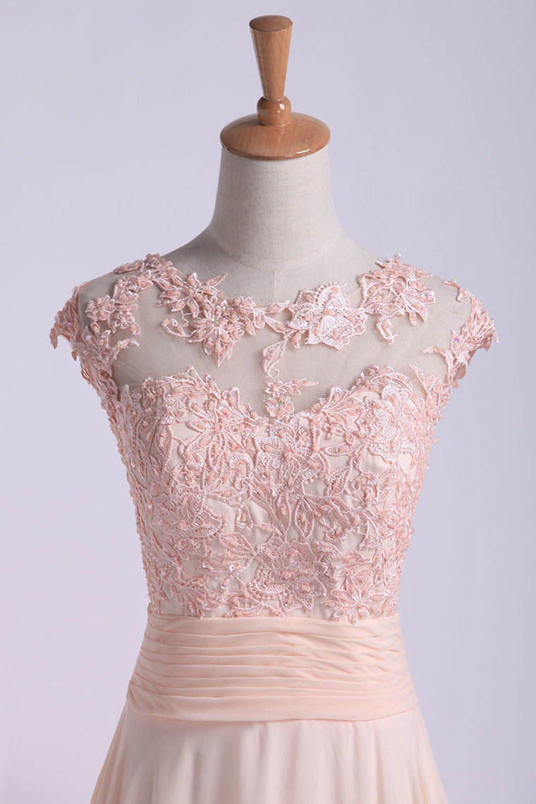 2022 Scoop Prom Dresses A Line Chiffon With Applique And Ruffles Sweep Train