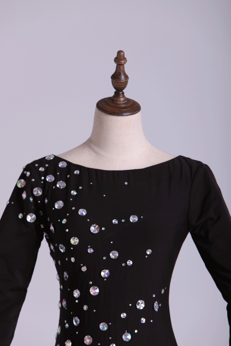 2022 Homecoming Dresses Sheath Short Long Sleeves Backless With Rhinestones