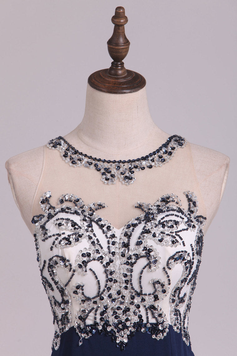 2022 Sexy Open Back Prom Dresses Sheath Scoop Spandex With Beading And Slit