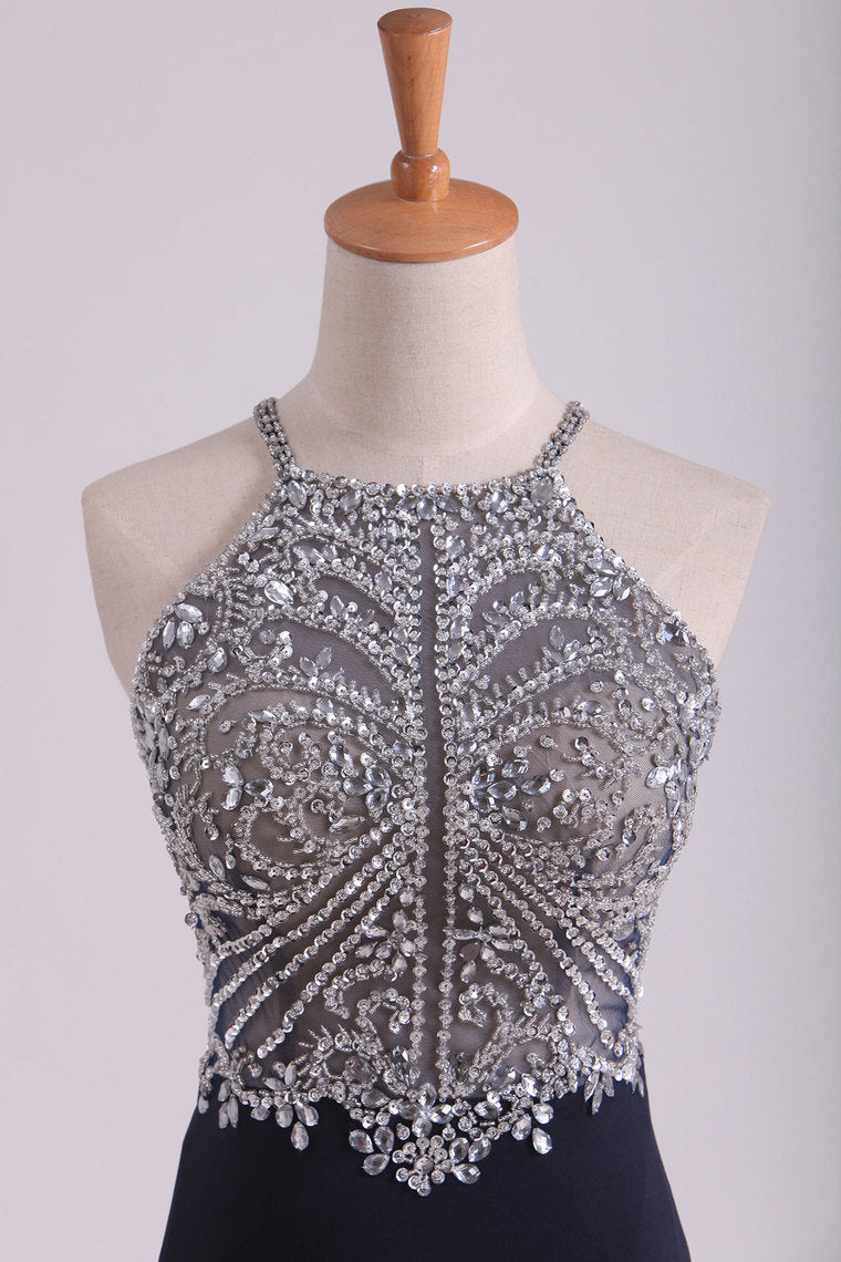 2022 Sexy Open Back Spaghetti Straps Beaded Bodiced Prom Dresses Mermaid