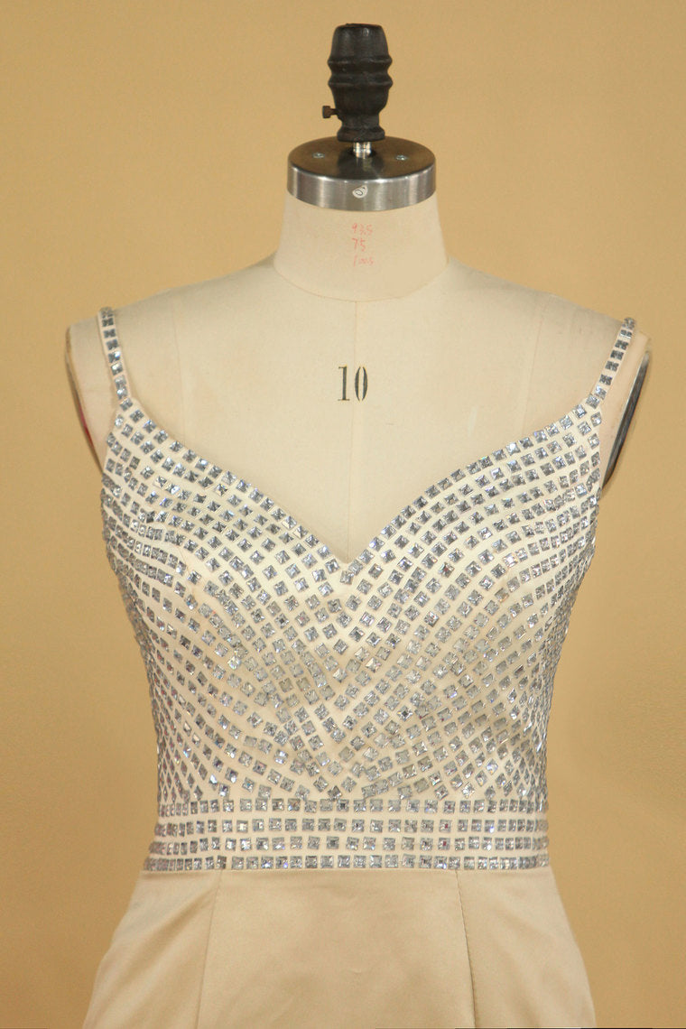 2022 Mermaid Beaded Bodice Spaghetti Straps Prom Dresses Satin Sweep Train