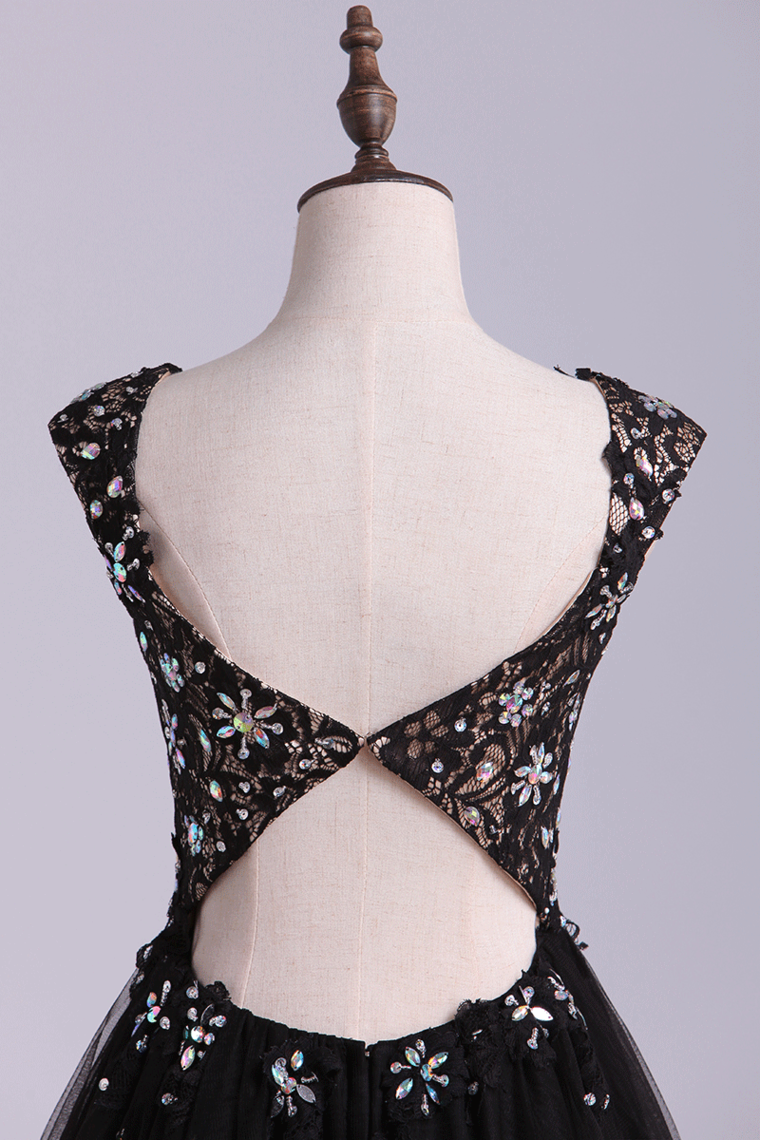 2022 Straps Tulle And Lace A Line Mini Homecoming Dress Beaded