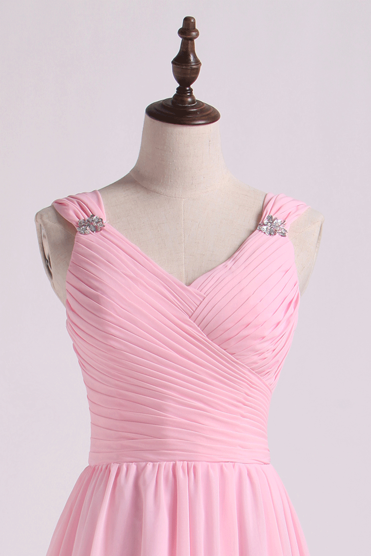 2022 Straps Bridesmaid Dresses A Line With Ruffle And Beading Knee Length