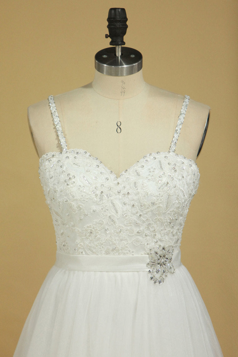 2022 Sexy Open Back A Line Wedding Dresses Spaghetti Straps Tulle With Applique And Sash