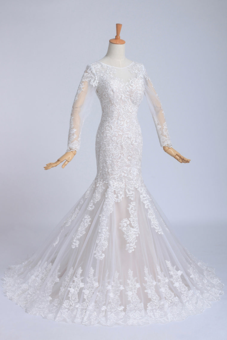 2022 Bateau Long Sleeves Wedding Dress Mermaid/Trumpet Court Trian With Applique