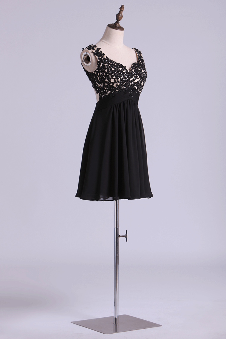 2022 Homecoming Dresses Straps Open Back With Beads & Applique