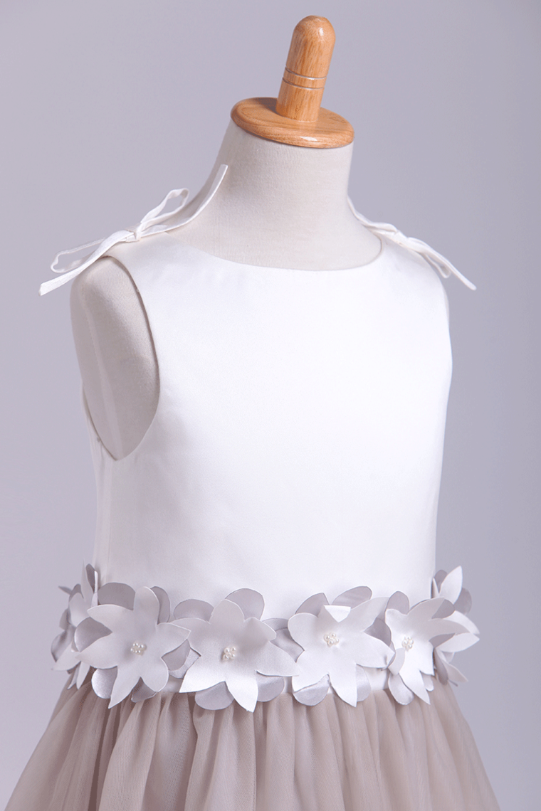 2022 New Flower Girl Dresses Bateau A Line Tulle With Handmade Flowers