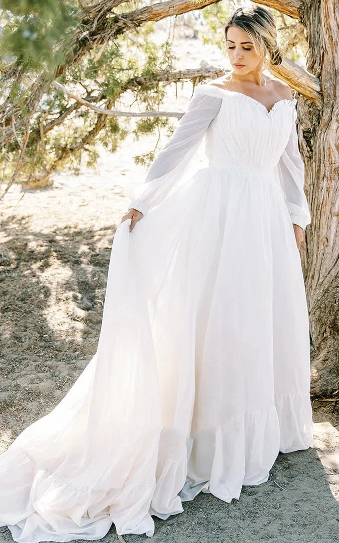 Off-shoulder Sleeves Sweetheart Elegant Chiffon Wedding Dress with Appliques