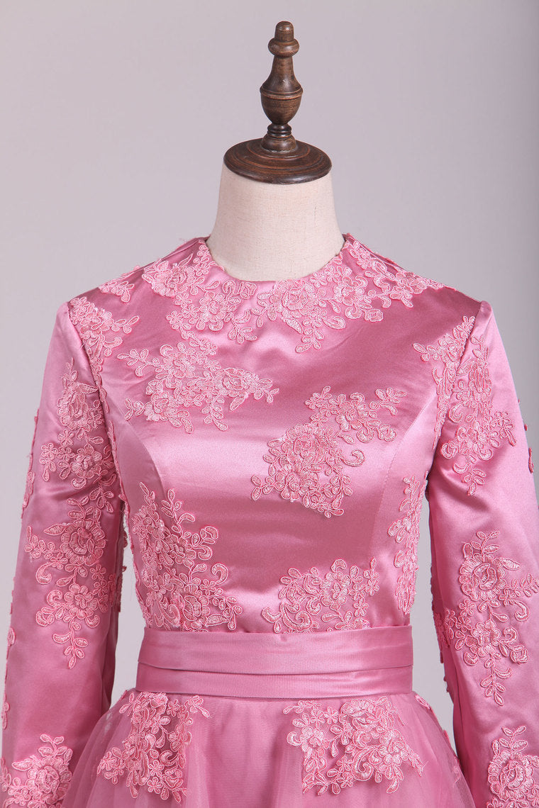 2022 Muslim Scoop Mermaid/Trumpet Satin With Applique Prom Dresses