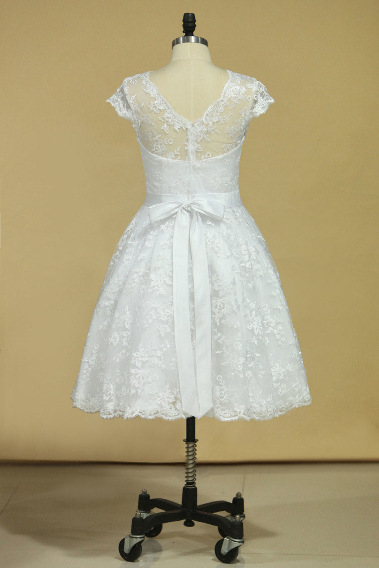 2022 Plus Size Scoop Short Sleeve Knee-Length A Line Lace With Sash Wedding Dresses