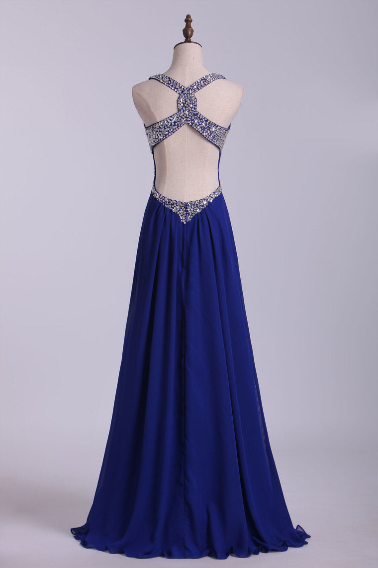 2022 Prom Dresses Halter Open Back A Line Chiffon With Rhinestone Dark Royal Blue