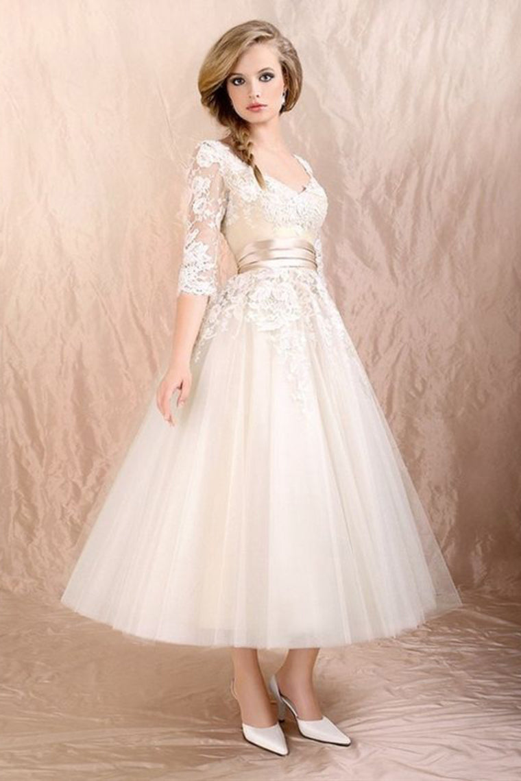 2022 Prom Dresses Scoop A Line With Applique And Ribbon Tea Length