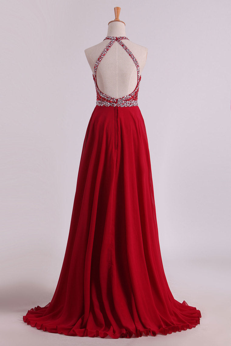 2022 A Line Halter Open Back Prom Dresses Sweep Train Chiffon & Tulle With Beading