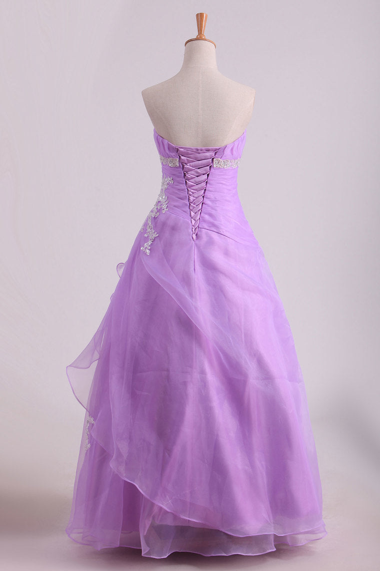 2022 Strapless Floor Length Quinceanera Dresses With Applique And Ruffles