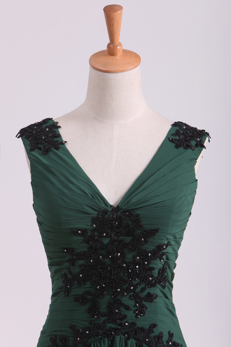 2022 Prom Dresses Regular A Line Ruffled Bodice V Neck Floor Length With Applique