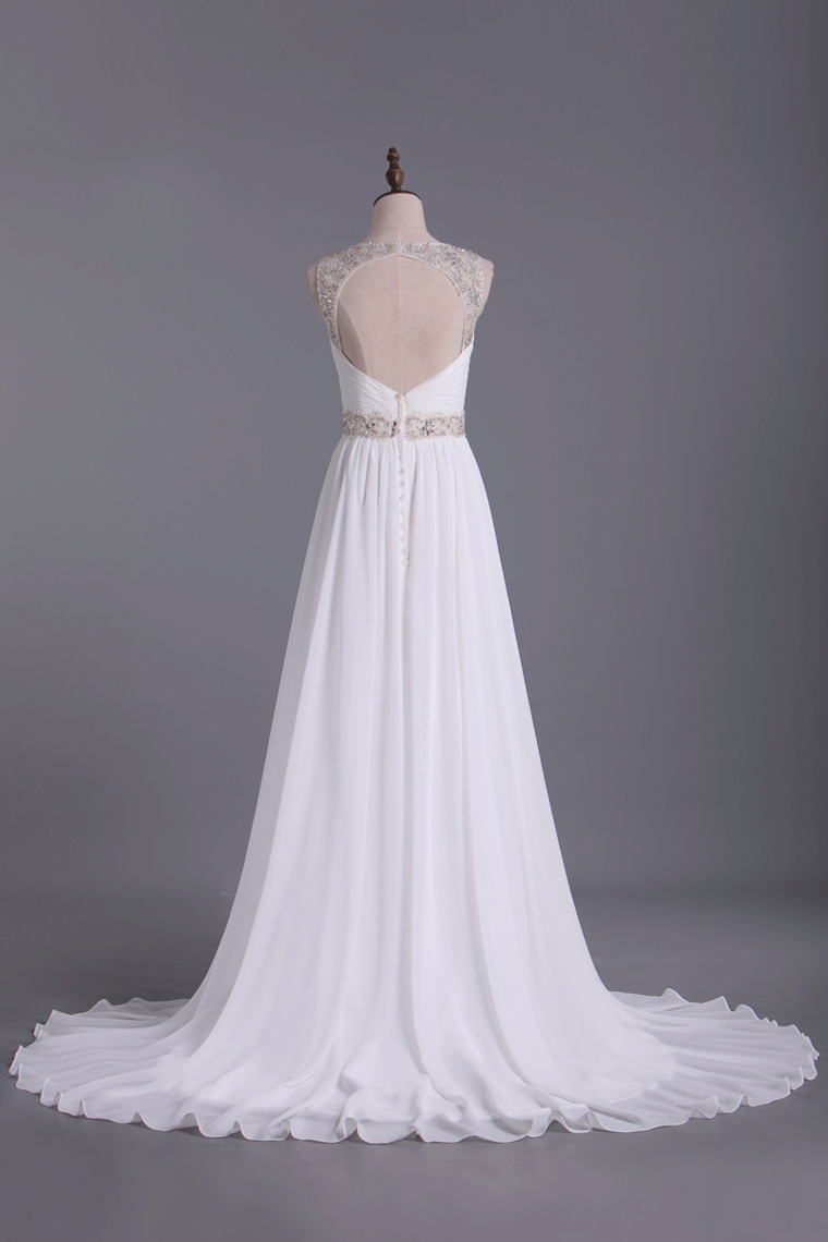 2022 Wedding Dresses Straps Court Train With Ruffles & Beads