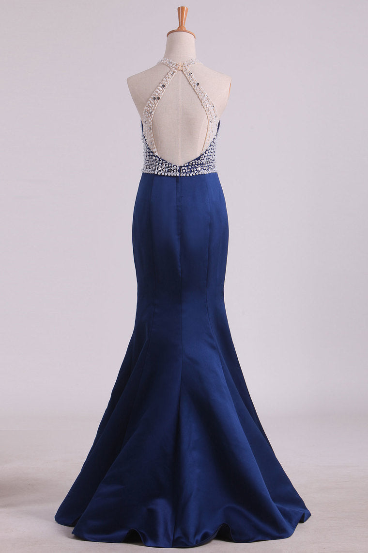 2022 Sexy Open Back Halter  Mermaid Prom Dresses Satin With Beading Floor Length