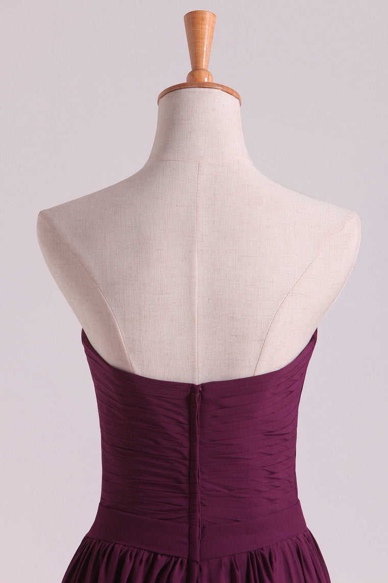 2022 Notched Neckline Bridesmaid Dresses Floor Length With Ruffles Chiffon