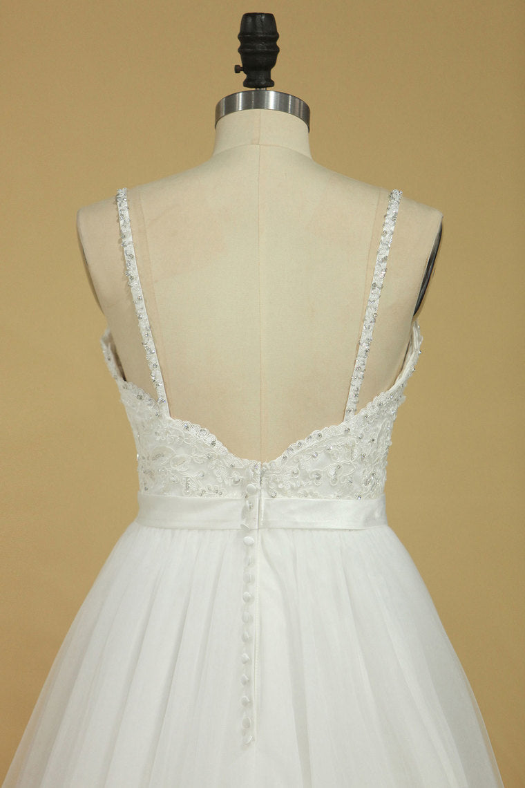 2022 Sexy Open Back A Line Wedding Dresses Spaghetti Straps Tulle With Applique And Sash