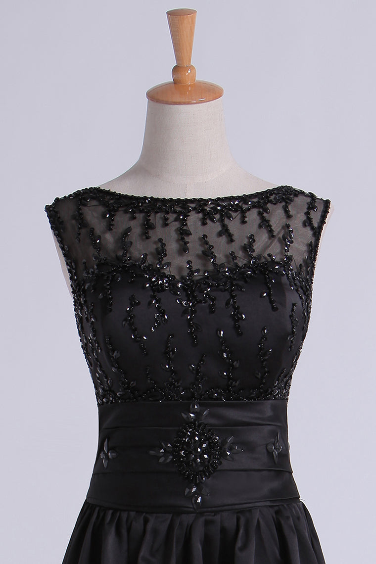 2022 Prom Dresses Bateau A Line With Beaded Tulle Bodice Pick Up Long Satin Skirt