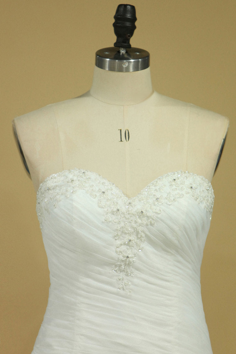 2022 Plus Size Sweetheart Ruched Bodice Wedding Dresses Mermaid Tulle With Beading Court Train