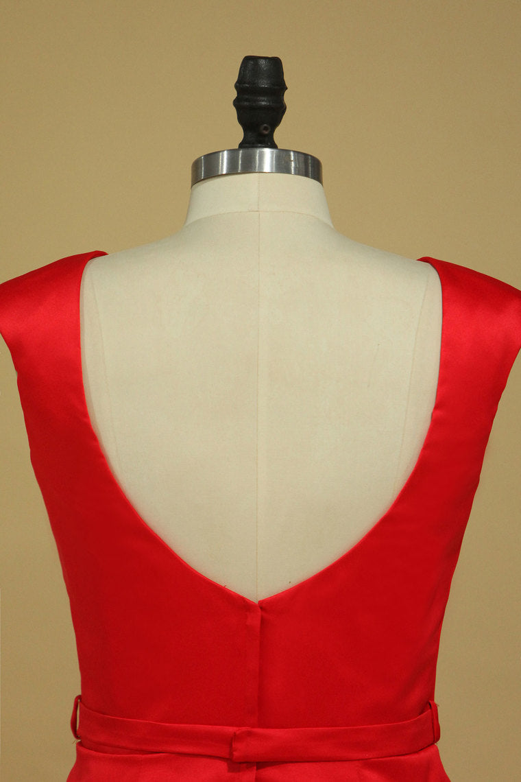 2022 Red Sheath Bateau Mother Of The Bride Dresses Satin With Sash Open Back