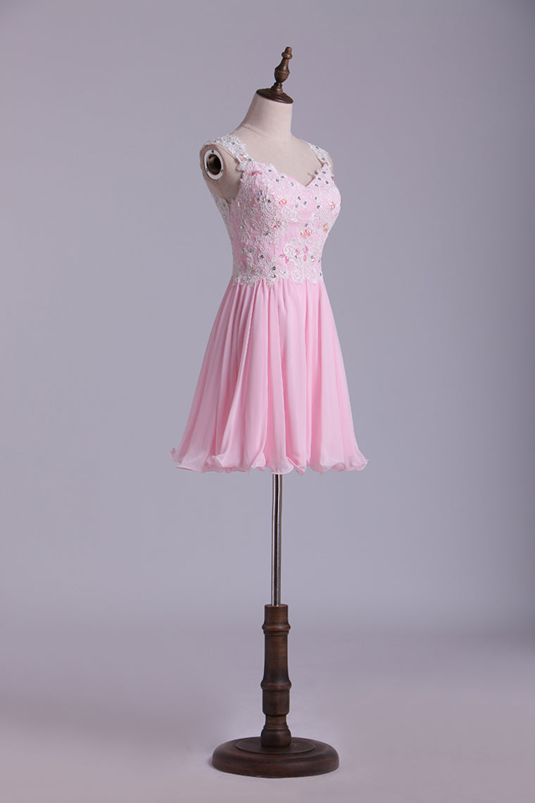 2022 Straps A-Line/Princess Homecoming Dresses Chiffon With Applique