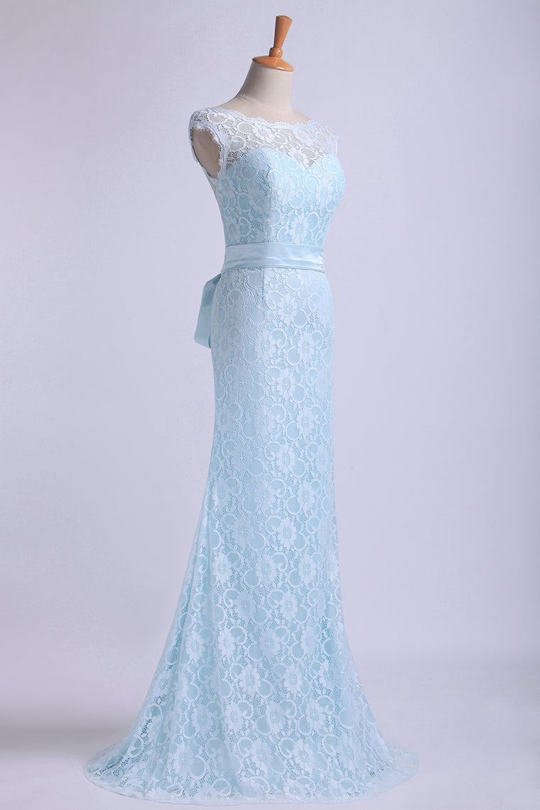 2022 Bateau Prom Dresses Lace Sheath Floor Length With Sash