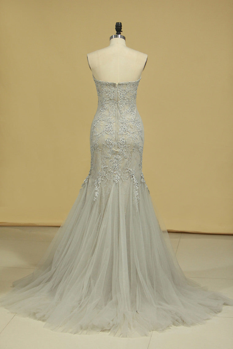 2022 Tulle Prom Dresses Strapless With Applique And Beads Mermaid