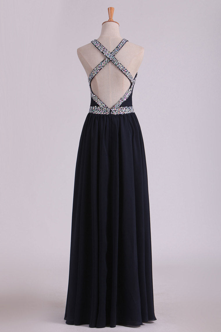 2022 Sexy Open Back A Line Prom Dresses Chiffon With Beads And Slit