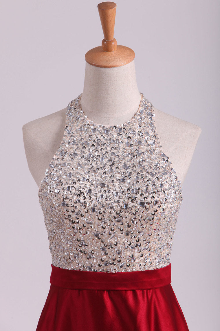 2022 Open Back Halter Prom Dresses Satin With Beading Floor-Length A Line