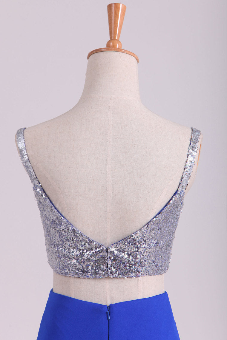 2022 Spaghetti Straps Two Pieces Sheath Prom Dresses Spandex With Slit And Beads