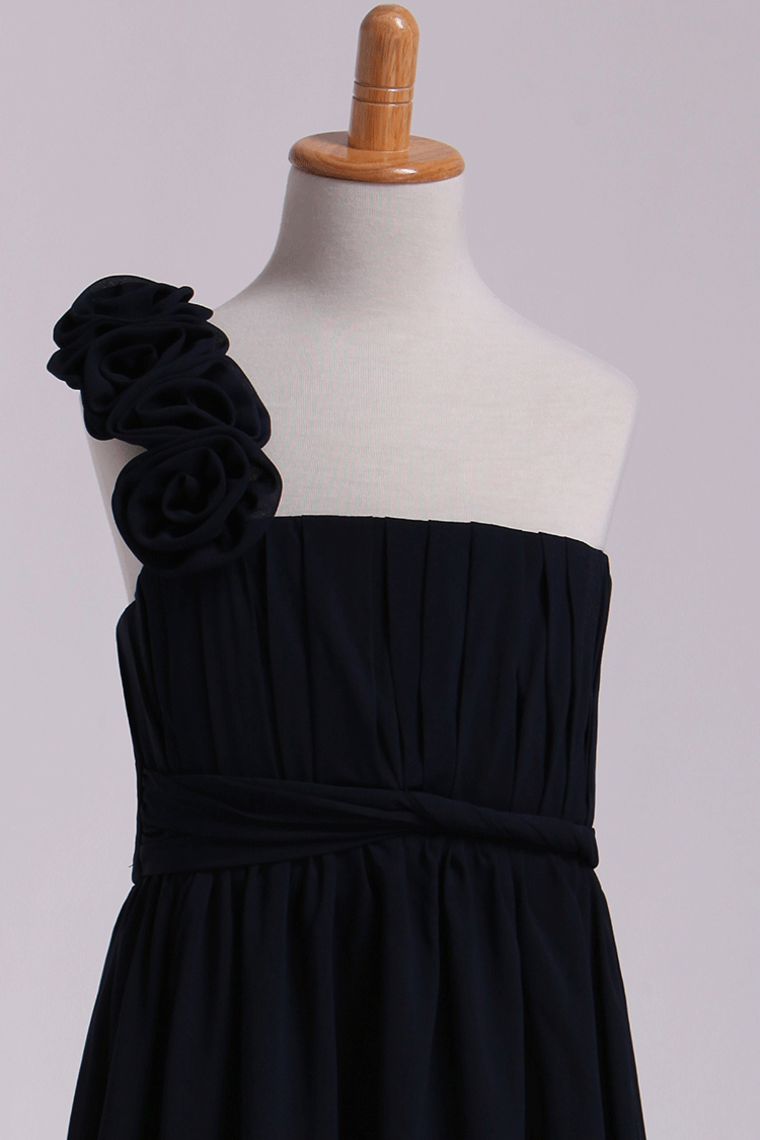 2022 Junior Bridesmaid Dresses One Shoulder A-Line Chiffon With Handmade Flower Floor Length