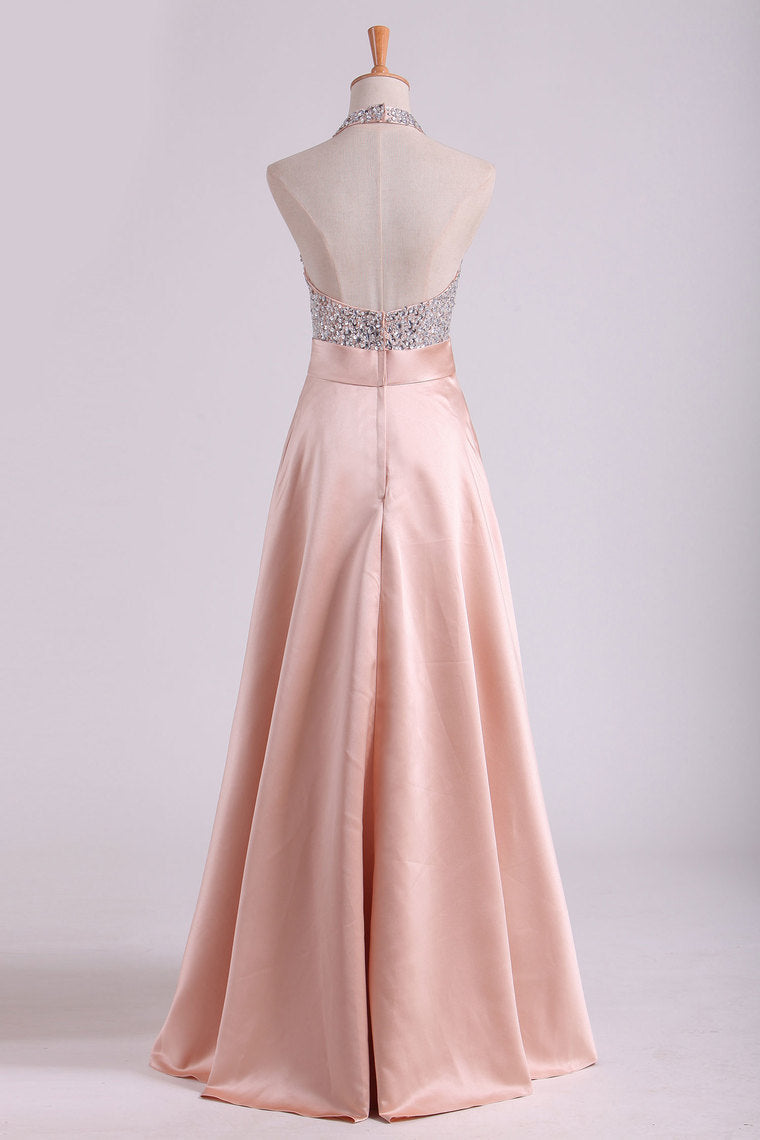 2022 Open Back Halter Prom Dresses Beaded Bodice Satin Floor-Length