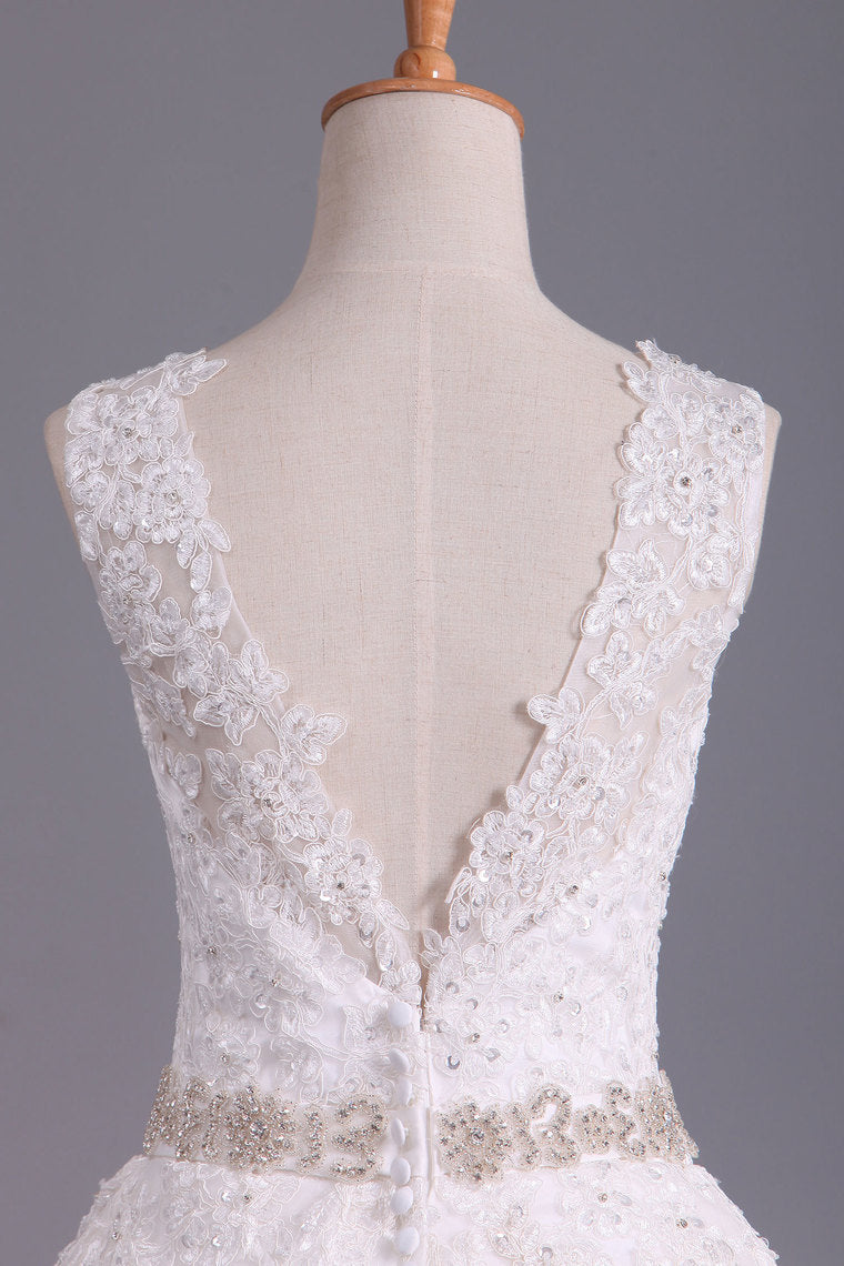 2022 Bridal Dresses A Line V-Back Tulle Chapel Train V-Back Applique & Sash