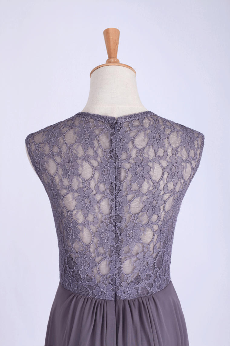 2022 V-Neck A Line Bridesmaid Dresses Floor Length Lace & Chiffon