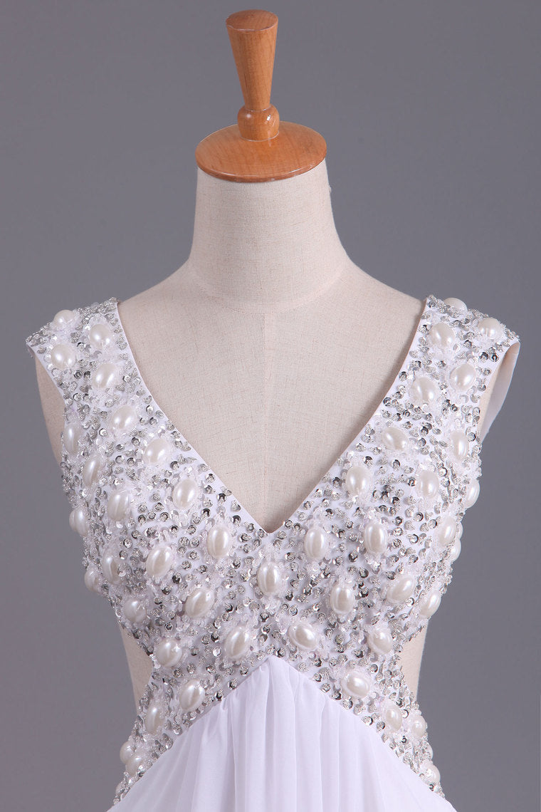 2022 White V-Neck Prom Dresses A Line Chiffon With Beading