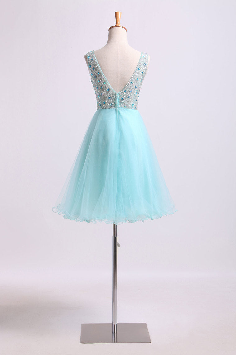 2022 V Neck Homecoming Dresses Beaded Bodice A Line Short/Mini Tulle And Chiffon