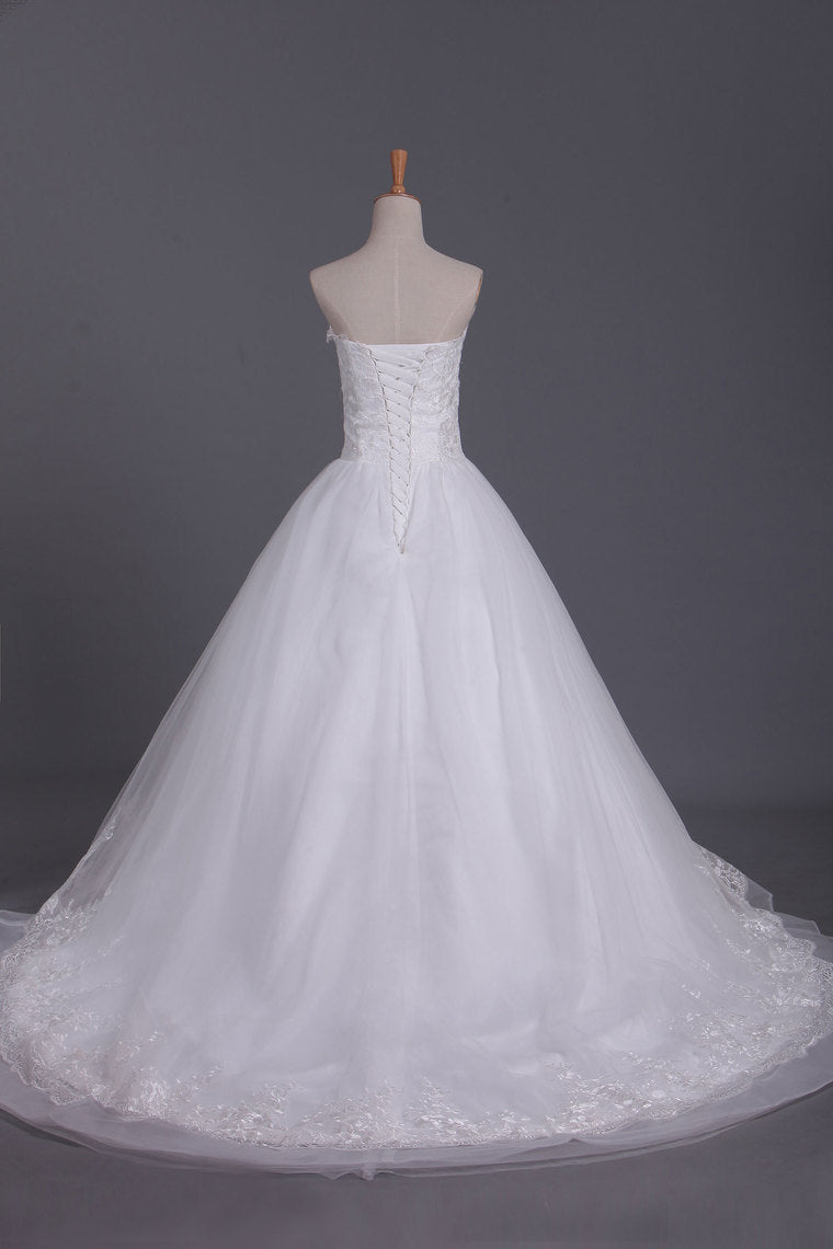 2022 Vintage Wedding Dresses Sweetheart A Line Tulle With Applique And Sash