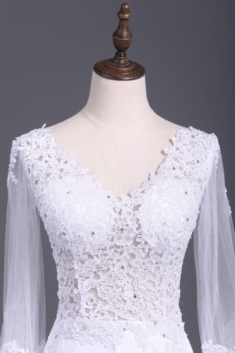 2022 See-Through Prom Dresses V Neck Long Sleeves Chiffon With Applique And Slit