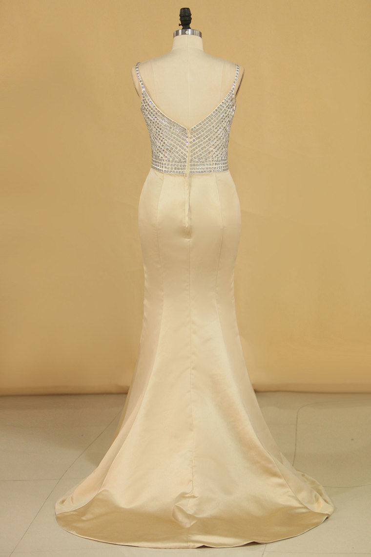 2022 Mermaid Beaded Bodice Spaghetti Straps Prom Dresses Satin Sweep Train