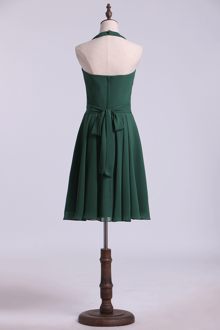 2022 Bridesmaid Dresses Halter A Line Chiffon Belt Knee Length