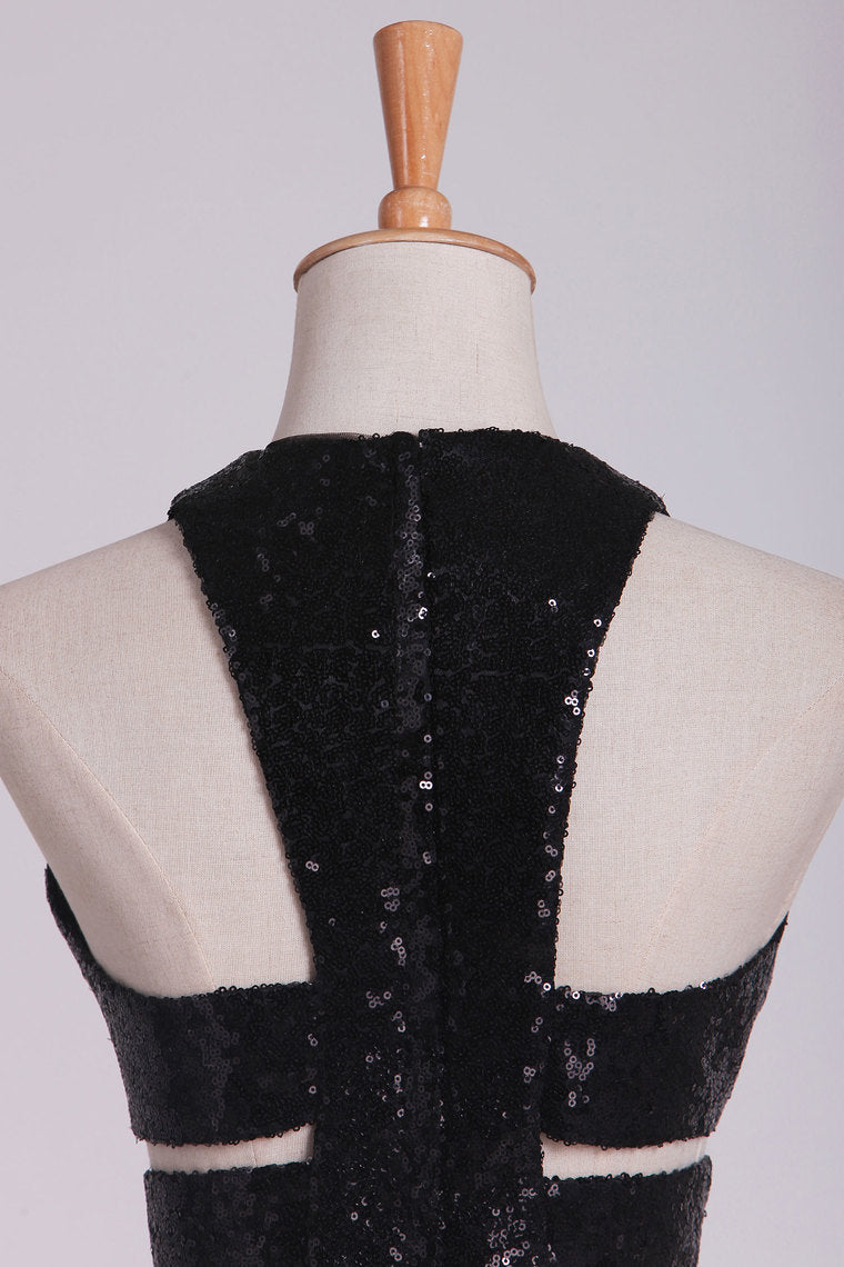 2022 Column Prom Dresses Scoop Floor Length Sequined Bodice Open Back