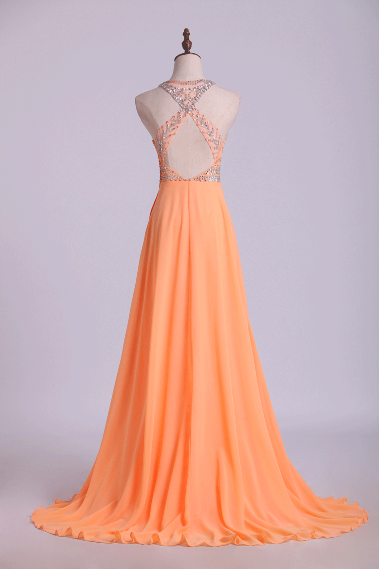 2022 Halter A-Line Prom Dresses Tulle And Chiffon Sweep Train