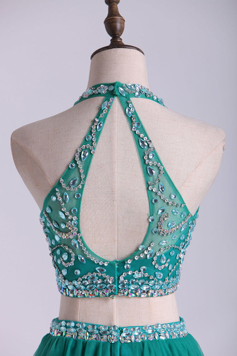 2022 Halter Homecoming Dresses Two-Piece Short Beaded Bodice Tulle