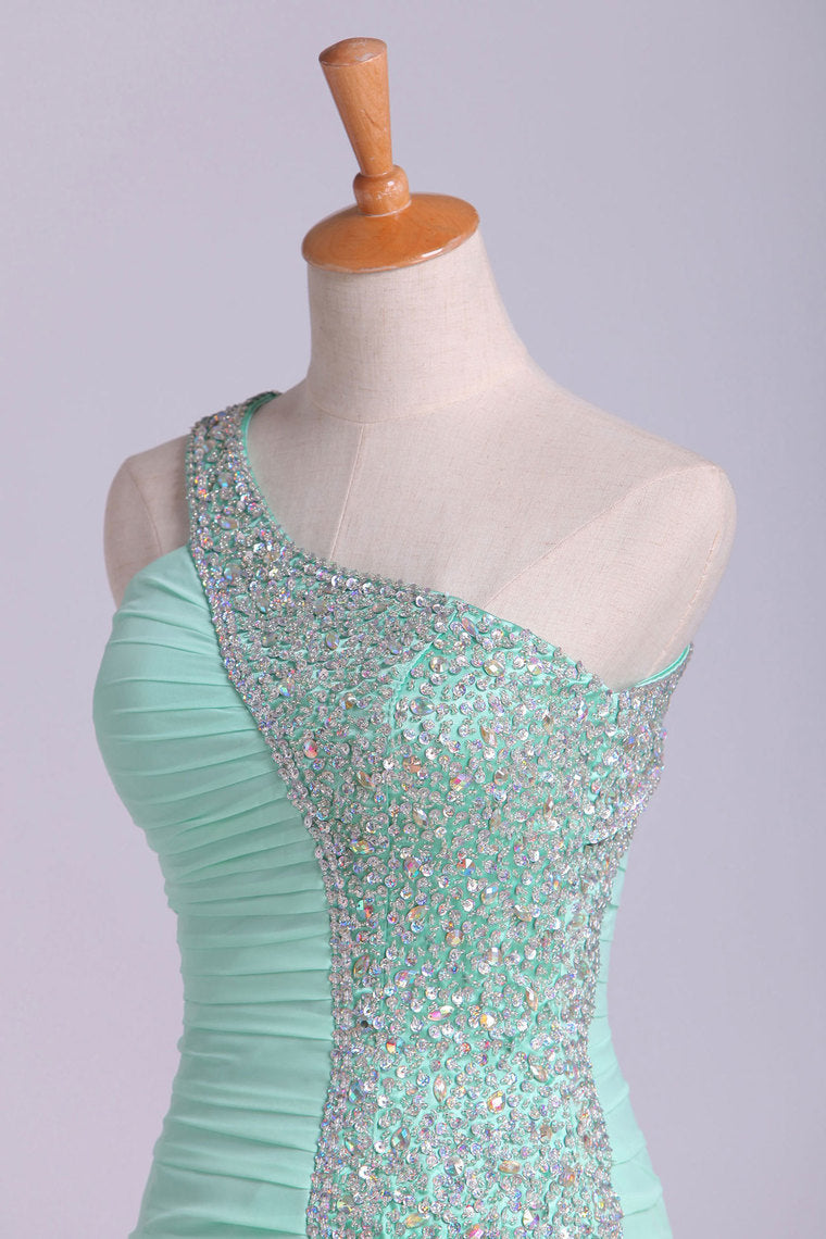 2022 Shiny Homecoming Dresses Sheath Short/Mini Chiffon With Rhinestones