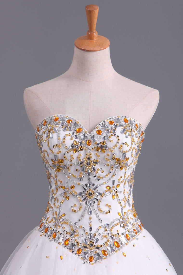 2022 Charming Quinceanera Dresses Sweetheart A Line Floor Length With Beads Ivory