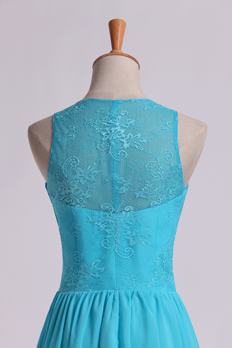 2022 Bridesmaid Dresses Classic Scoop Fitted Bodice A Line Above Knee Length Chiffon&Lace