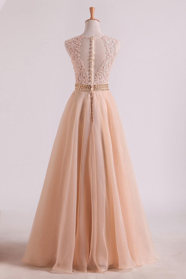 2022 Hot Prom Dresses Scoop A Line With Sash And Applique