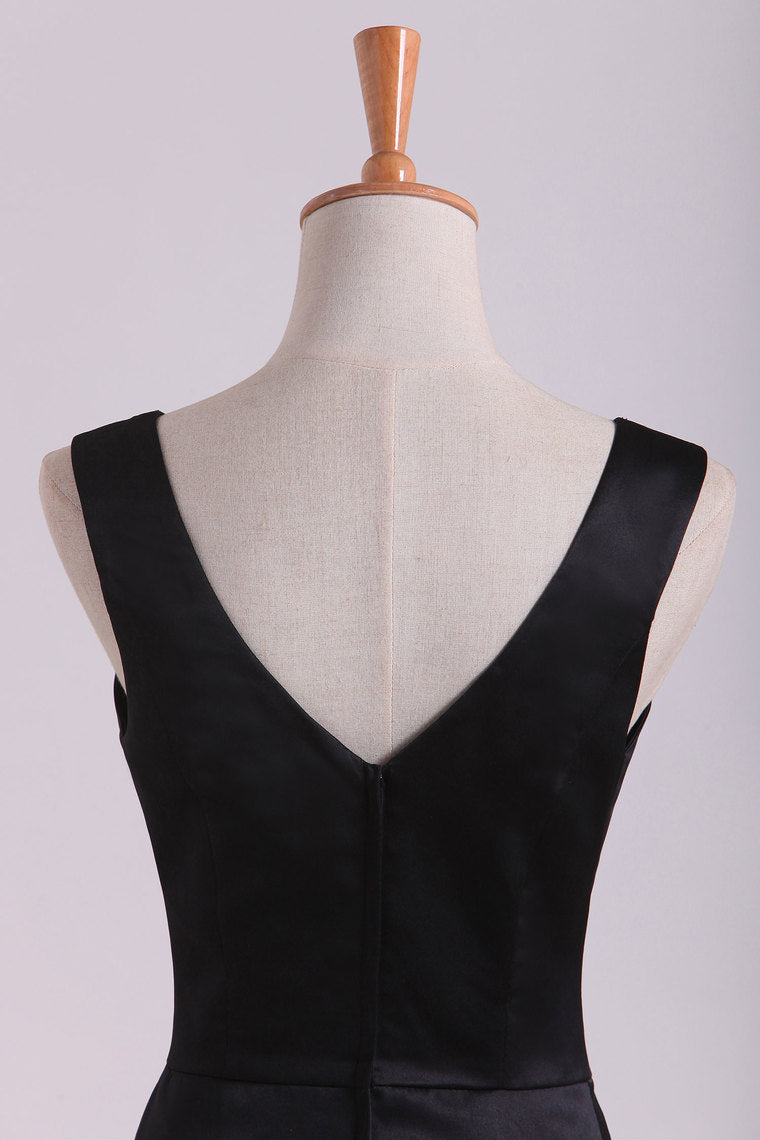 2022 Scoop Floor Length Mermaid Zipper Up Satin Prom Dresses